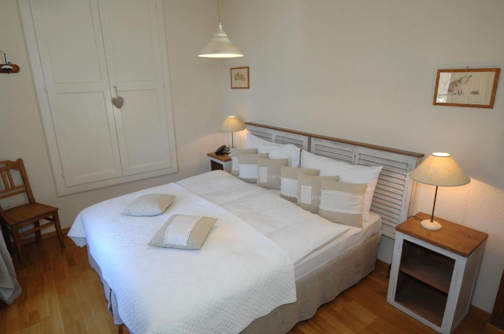 Auberge De La Gare Grandvaux Szoba fotó