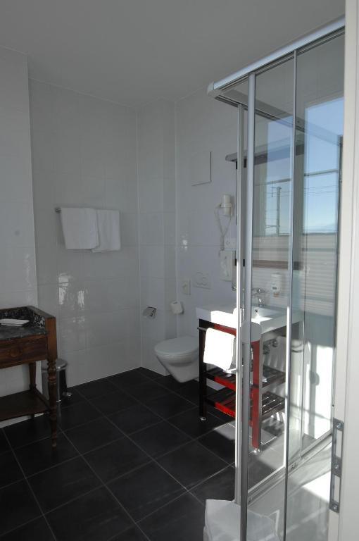 Auberge De La Gare Grandvaux Szoba fotó