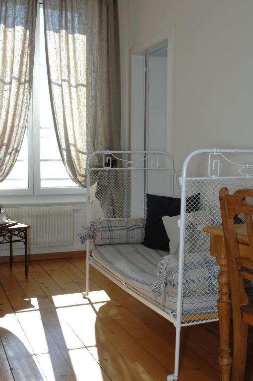 Auberge De La Gare Grandvaux Szoba fotó