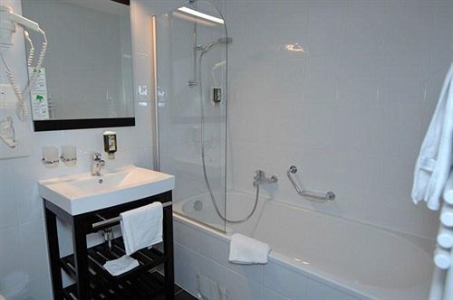 Auberge De La Gare Grandvaux Kültér fotó